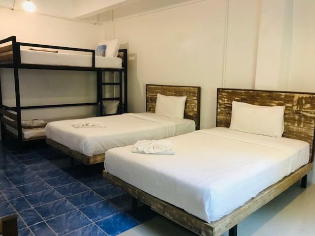 Frog House Bed & Breakfast (Adults Only) Patong Exterior foto
